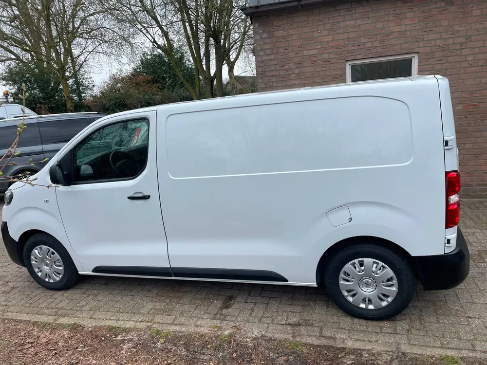 Peugeot Expert 1.5 BlueHDI 100 S&S Lengte 2 uit 2022, foto 3