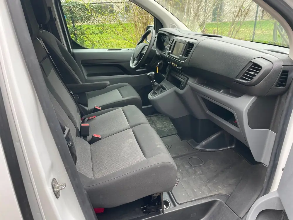 Peugeot Expert 1.5 BlueHDI 100 S&S Lengte 2 uit 2022, foto 8