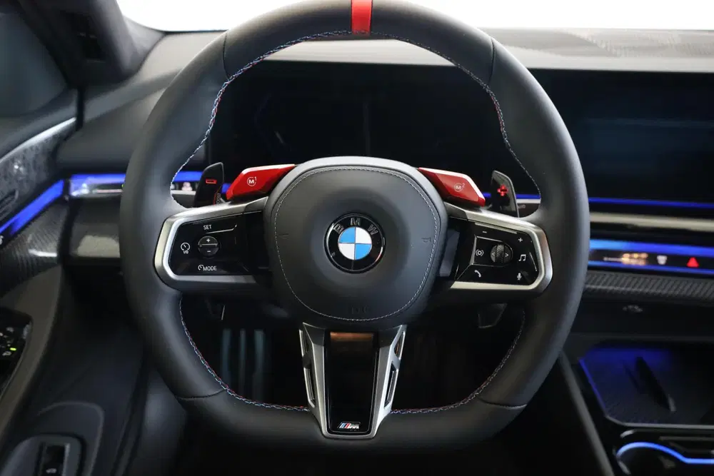 BMW M5 Sedan uit 2026, foto 11