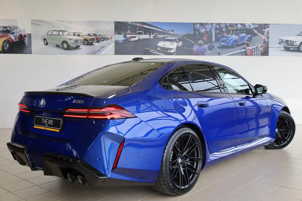 BMW M5 Sedan uit 2026, foto 2
