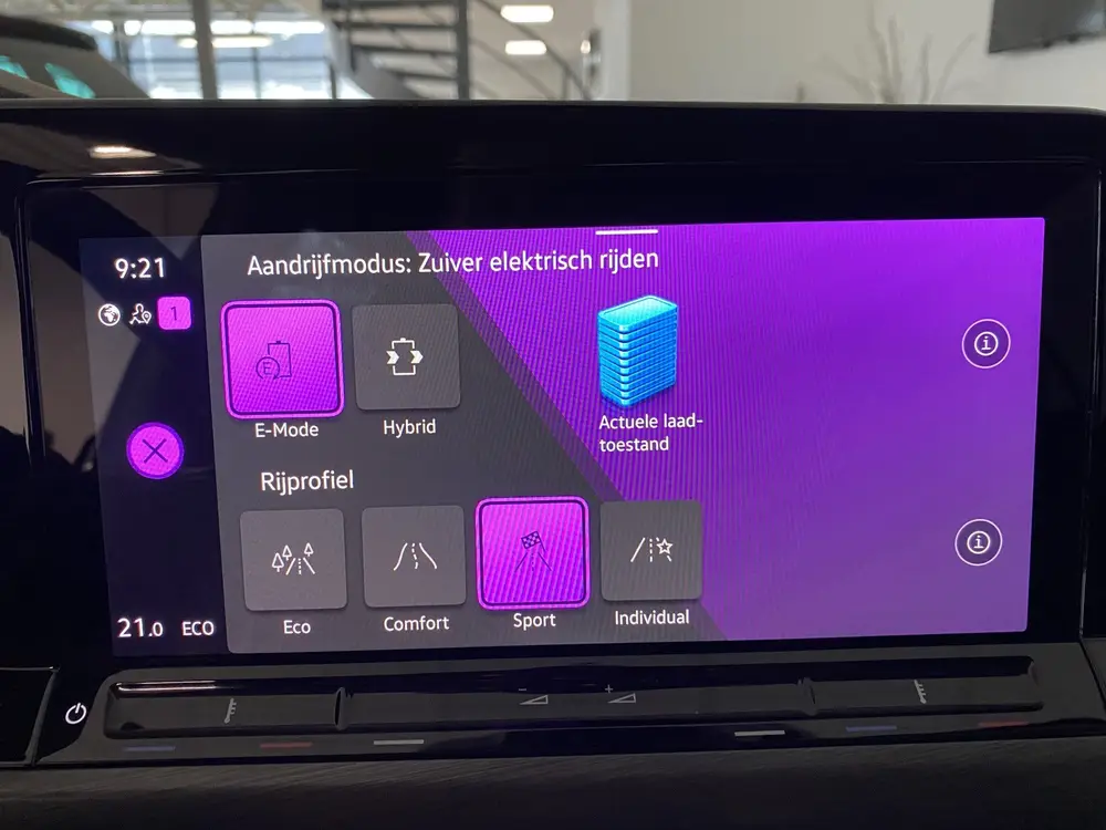 Volkswagen Golf 1.4 eHybrid Style Carplay / Navigatie / Adap uit 2021, foto 20