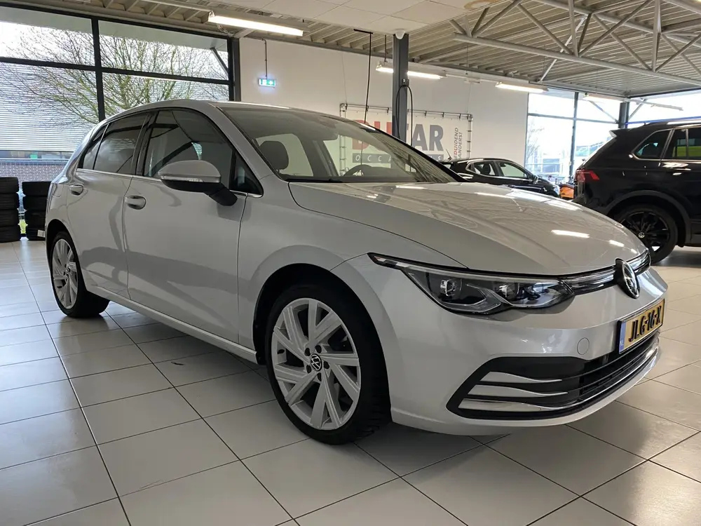 Volkswagen Golf 1.4 eHybrid Style Carplay / Navigatie / Adap uit 2021, foto 5