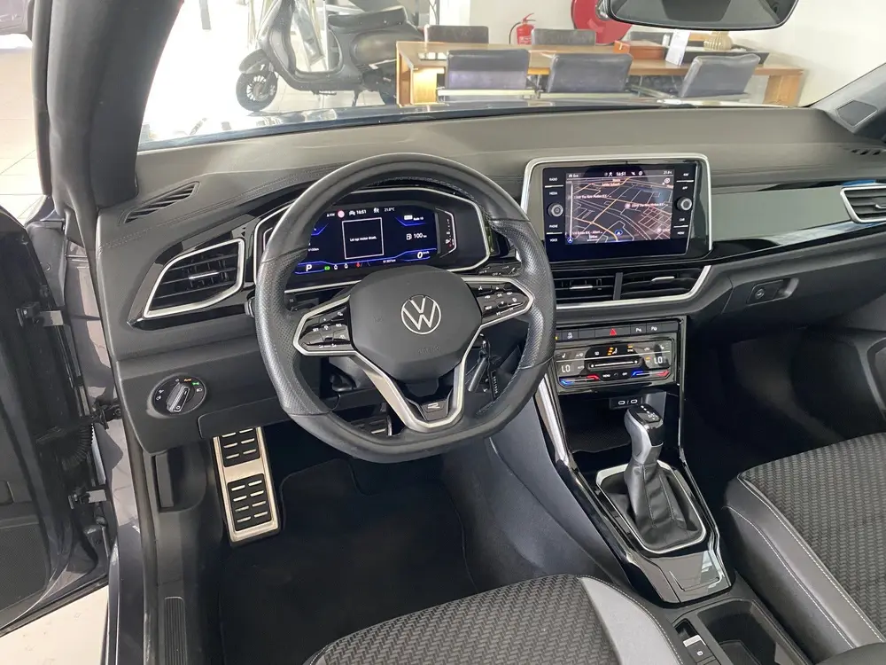 Volkswagen T-Roc Cabrio 1.5 TSI R-Line binnen en buiten Carp uit 2022, foto 13