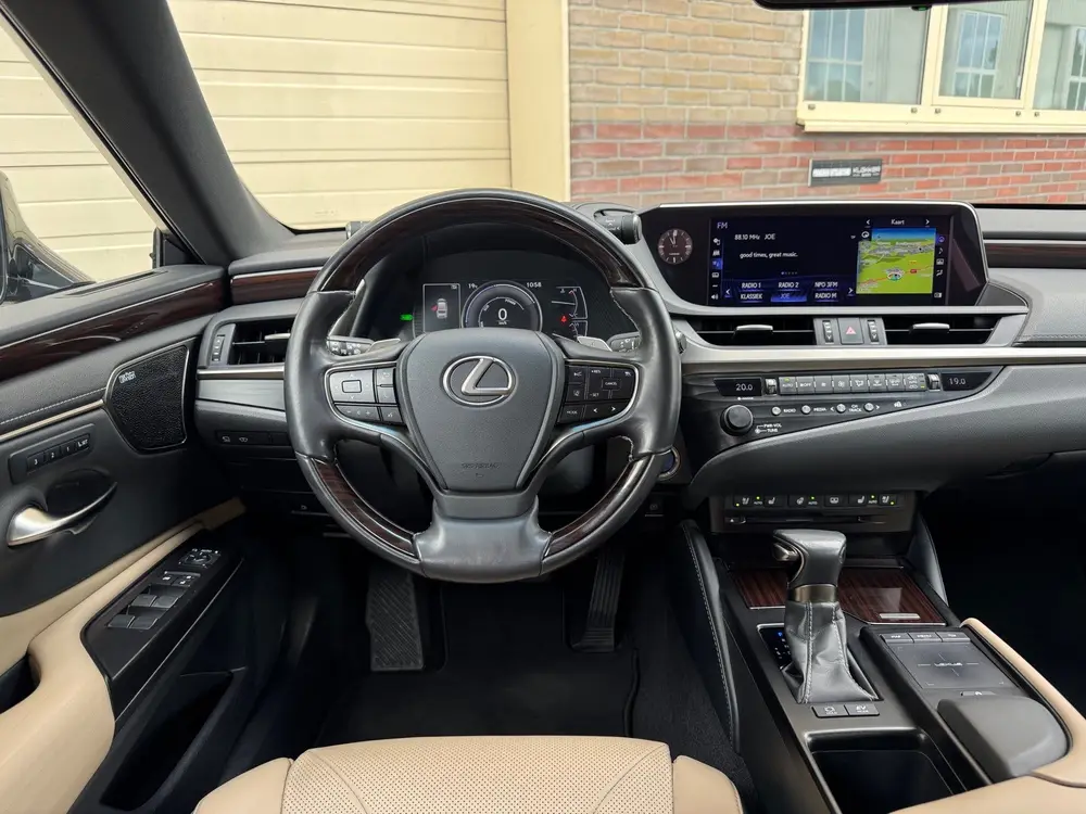 Lexus ES 300h President Line Dealer ondh.|Mark levinson|Carp uit 2019, foto 10