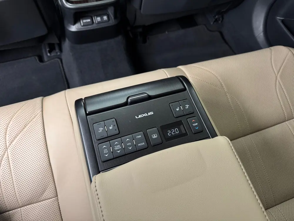 Lexus ES 300h President Line Dealer ondh.|Mark levinson|Carp uit 2019, foto 19