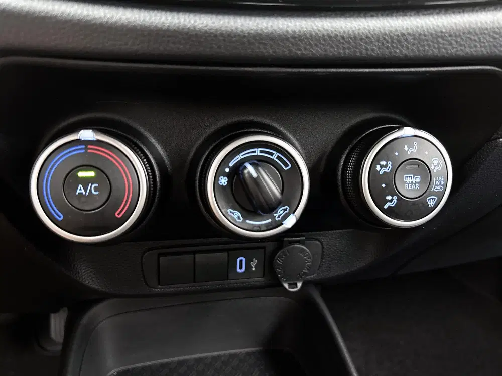 Toyota Aygo X 1.0 VVT-i MT Play uit 2025, foto 11