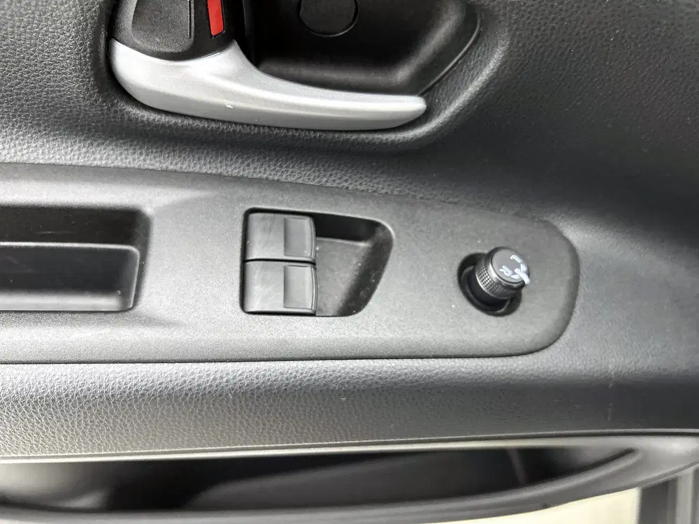 Toyota Aygo X 1.0 VVT-i MT Play uit 2025, foto 20