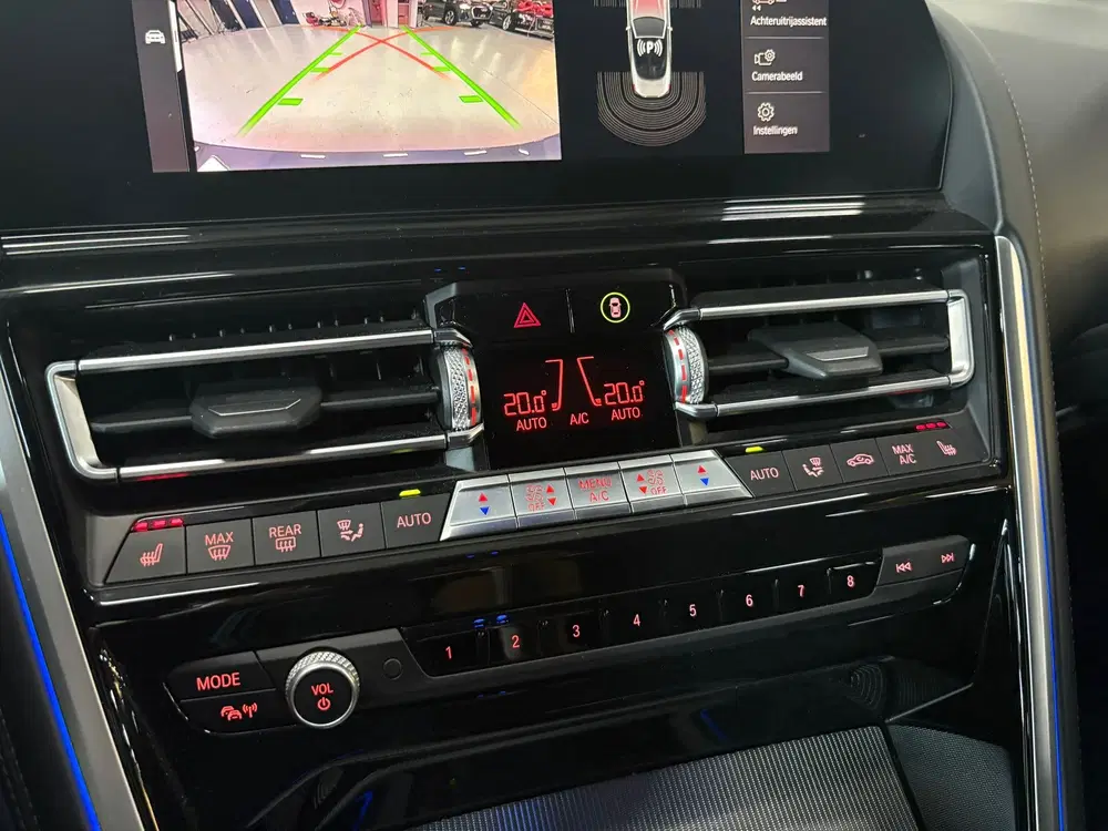 BMW 8-serie 840i High Executive*Stoelverwarming*Memory uit 2021, foto 18