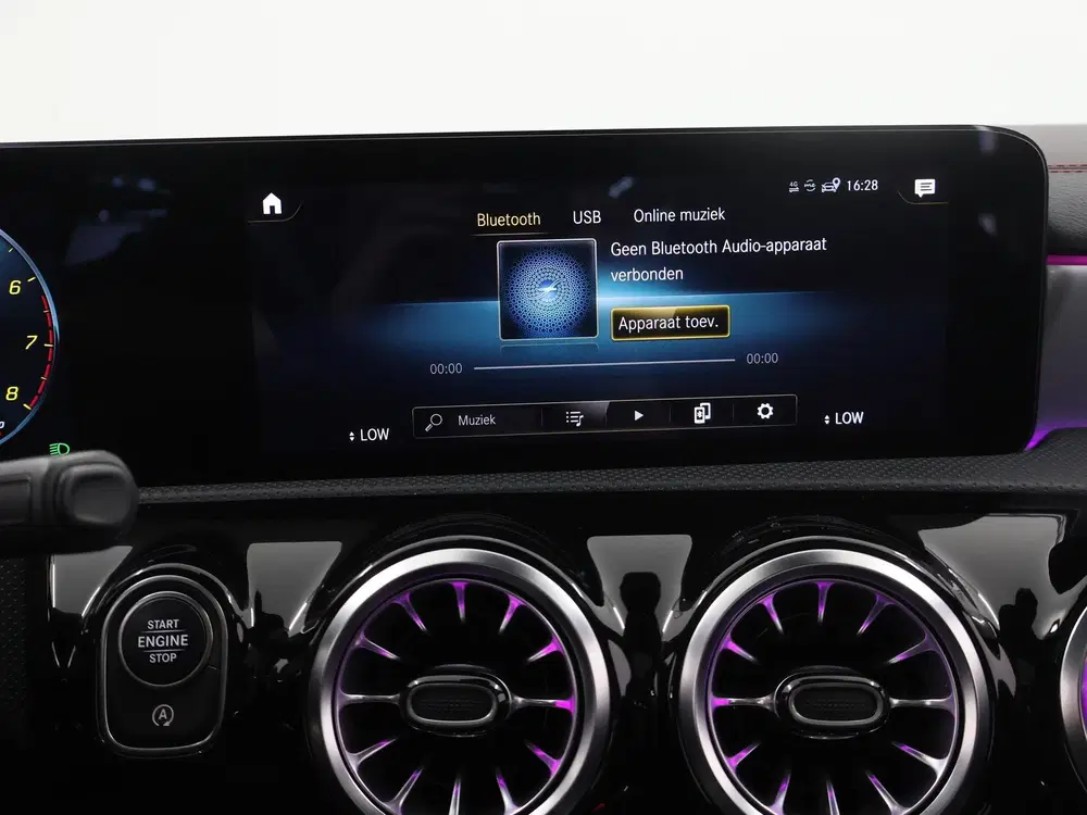 Mercedes-Benz CLA 180 Business Solution AMG uit 2021, foto 17