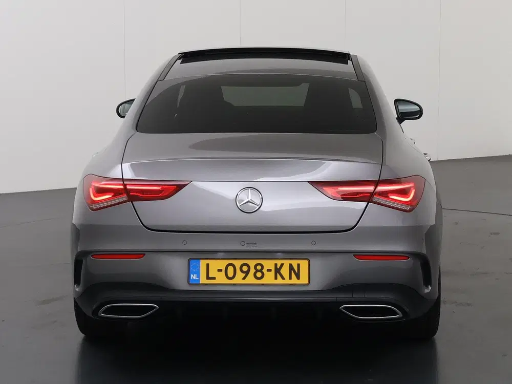 Mercedes-Benz CLA 180 Business Solution AMG uit 2021, foto 4