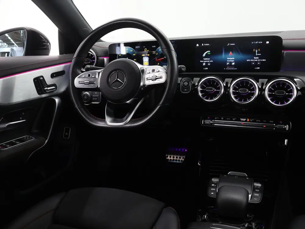 Mercedes-Benz CLA 180 Business Solution AMG uit 2021, foto 9