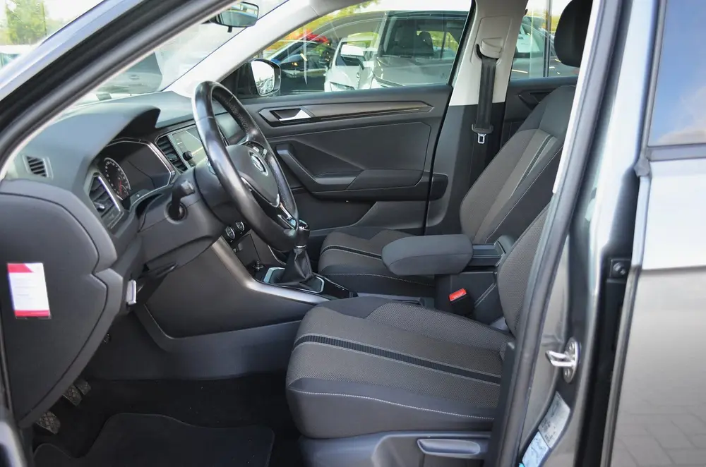 Volkswagen T-ROC 1.0 TSI | Navigatie | Adaptive cruise contr uit 2019, foto 9