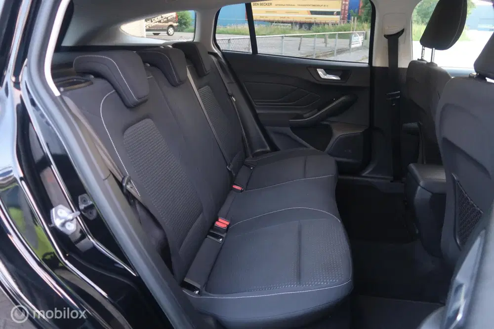Ford Focus 1.0 EcoBoost EDITION EDITION CARPLAY uit 2019, foto 13