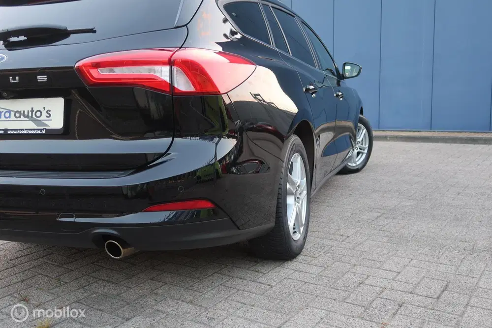 Ford Focus 1.0 EcoBoost EDITION EDITION CARPLAY uit 2019, foto 3