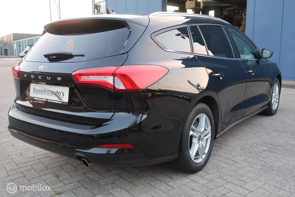 Ford Focus 1.0 EcoBoost EDITION EDITION CARPLAY uit 2019, foto 6
