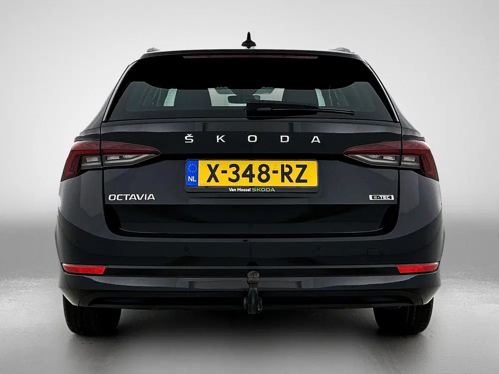 Skoda Octavia 1.0 e-TSI Business Edition Plus 110 PK uit 2024, foto 3
