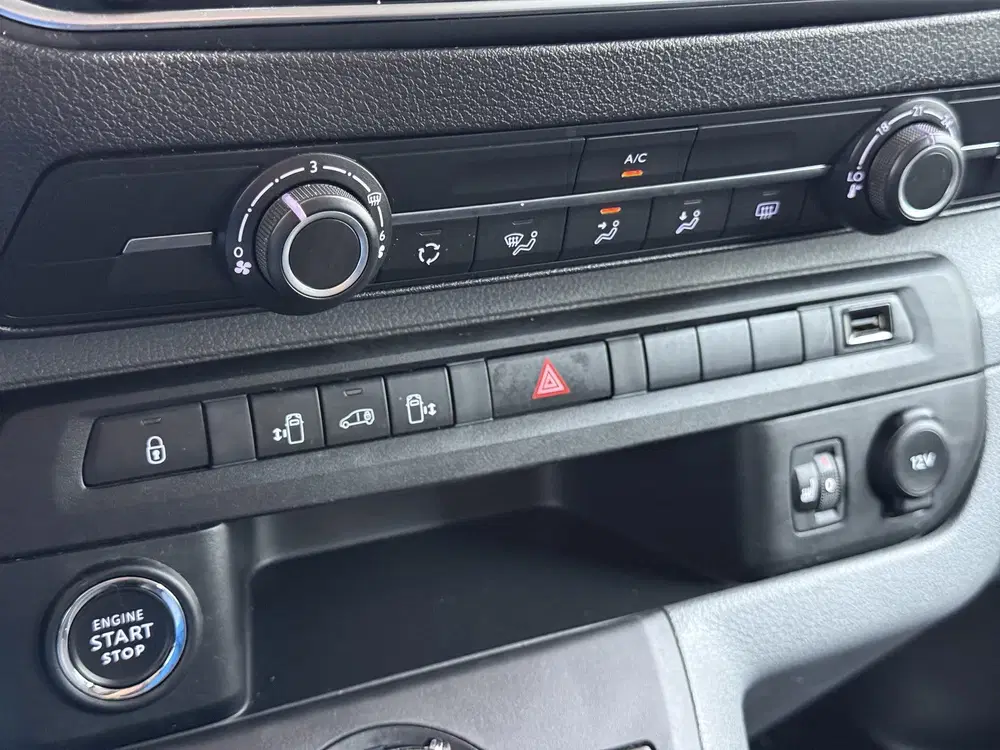 Peugeot Expert 2.0HDI Automaat 2XSchuifdeur 3-Pers. Adap. uit 2021, foto 16