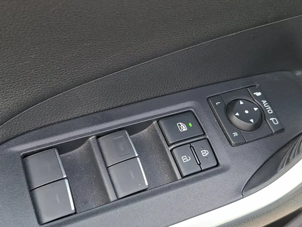 Toyota RAV 4 2.5 Plug-in Hybrid AWD Dynamic uit 2022, foto 15