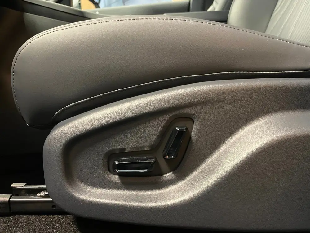 Geely Starray EM-i 1.5 Pro uit 2026, foto 11