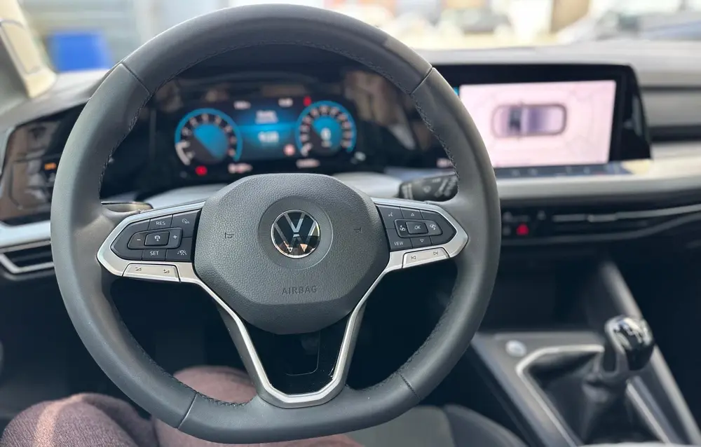 VOLKSWAGEN Golf 1.5 TSI 130pk Life Business PANORAMA,IQ,KEYL uit 2020, foto 10