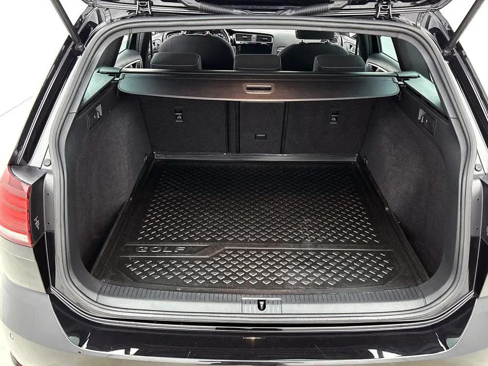 Volkswagen Golf Variant 1.5 TSI Highline Business R | Panora uit 2020, foto 16