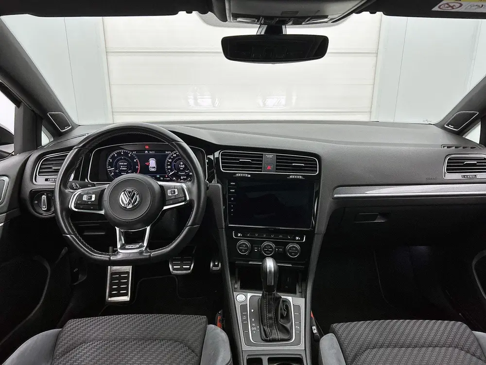 Volkswagen Golf Variant 1.5 TSI Highline Business R | Panora uit 2020, foto 18