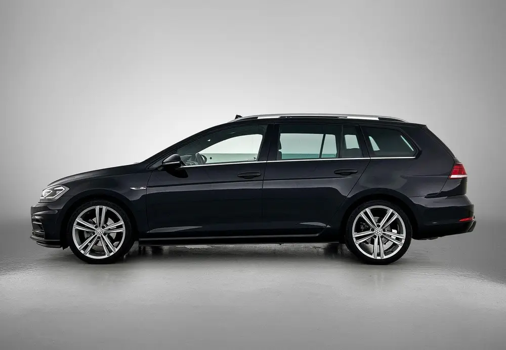 Volkswagen Golf Variant 1.5 TSI Highline Business R | Panora uit 2020, foto 2