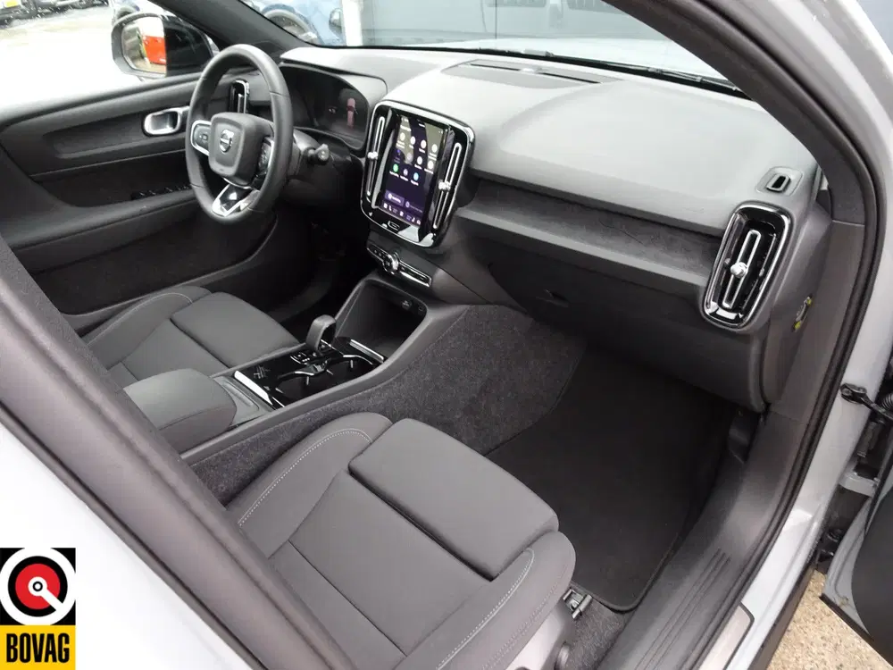Volvo XC40 Single Motor Essential 69 kWhSOH95% (bj 20 uit 2024, foto 19