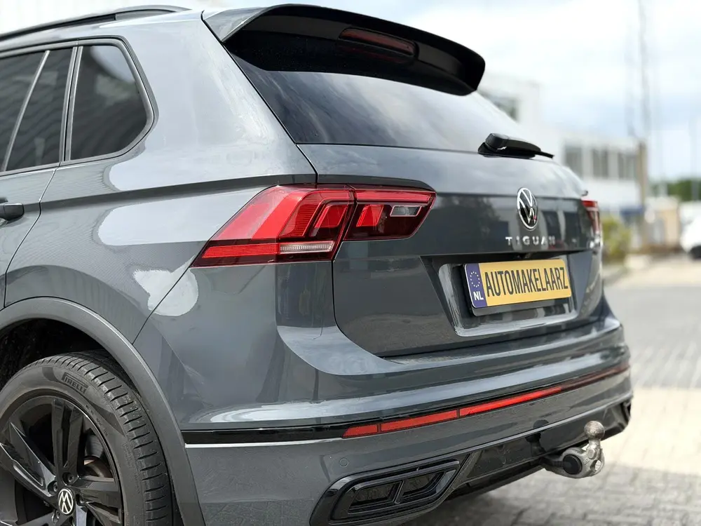 Volkswagen Tiguan 1.5 TSI ACT Highline Business 3X R-Line PA uit 2021, foto 11