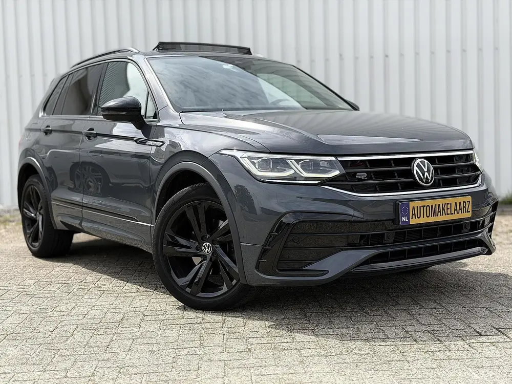 Volkswagen Tiguan 1.5 TSI ACT Highline Business 3X R-Line PA uit 2021, foto 3