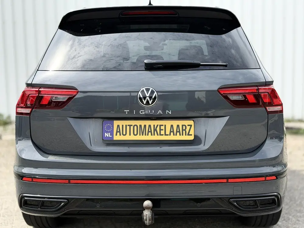 Volkswagen Tiguan 1.5 TSI ACT Highline Business 3X R-Line PA uit 2021, foto 6