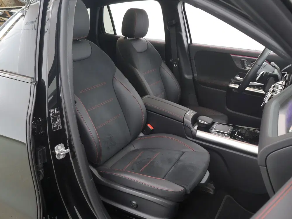 Mercedes-Benz EQA 250+ AMG 71 kWh uit 2024, foto 10