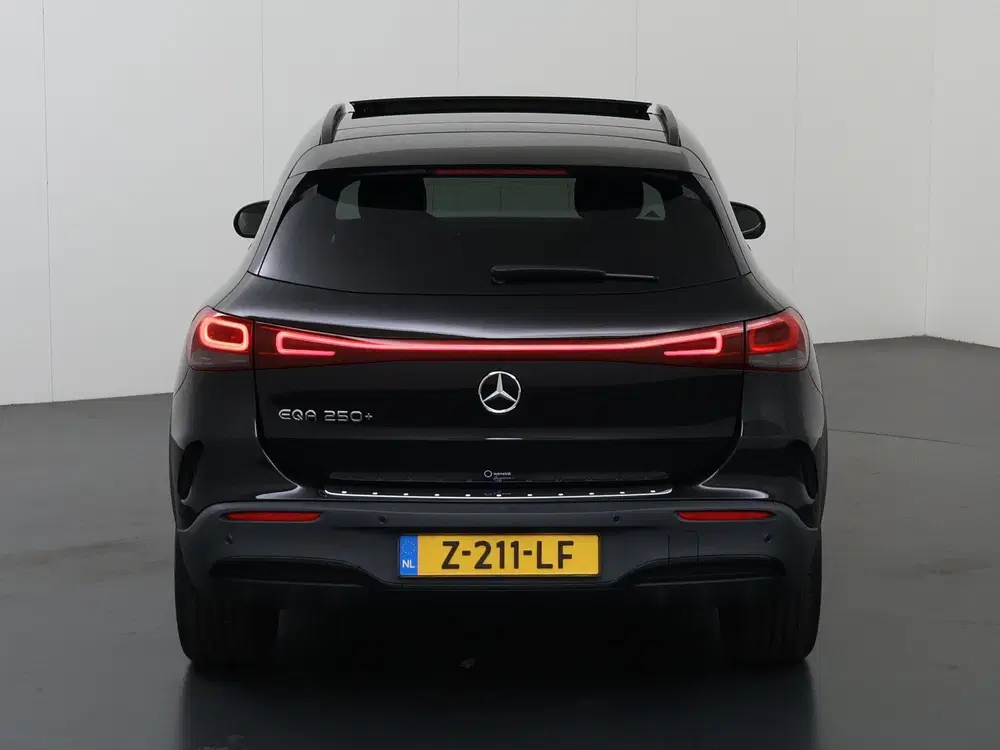 Mercedes-Benz EQA 250+ AMG 71 kWh uit 2024, foto 4