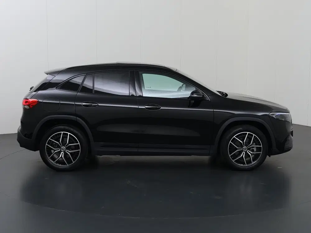Mercedes-Benz EQA 250+ AMG 71 kWh uit 2024, foto 6