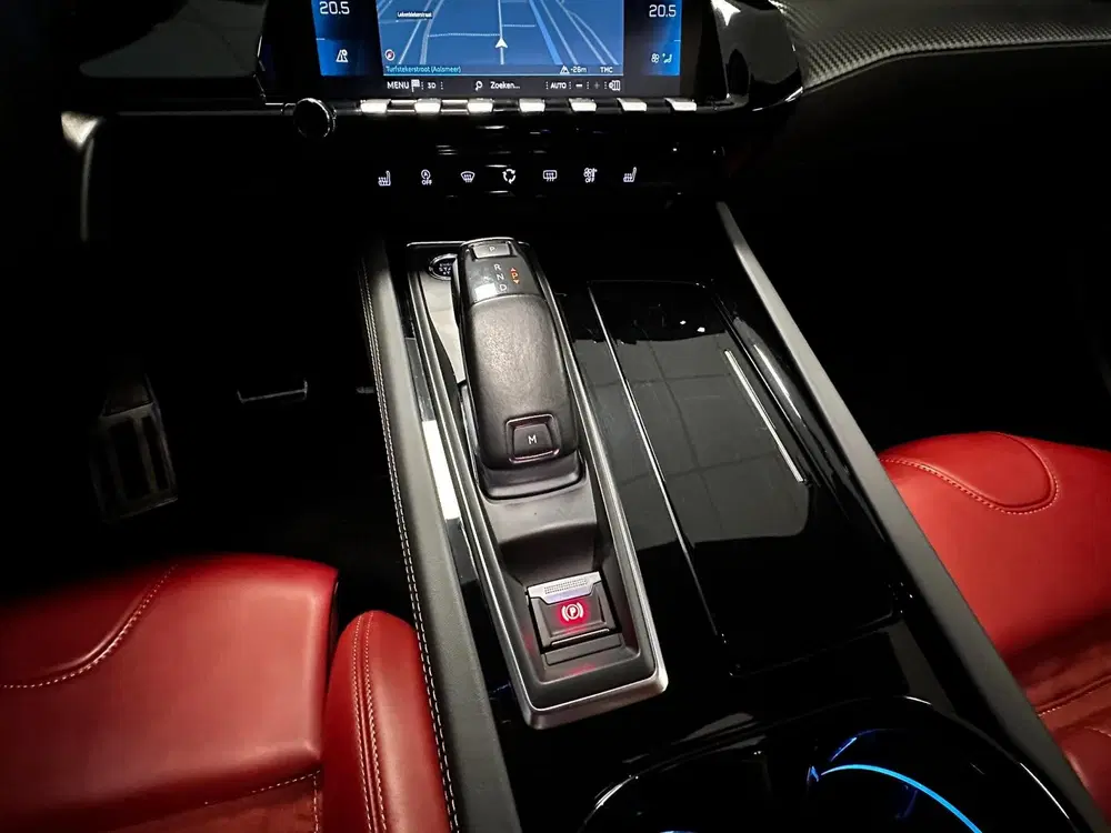 Peugeot 508 1.6 PureTech GT Line uit 2019, foto 17