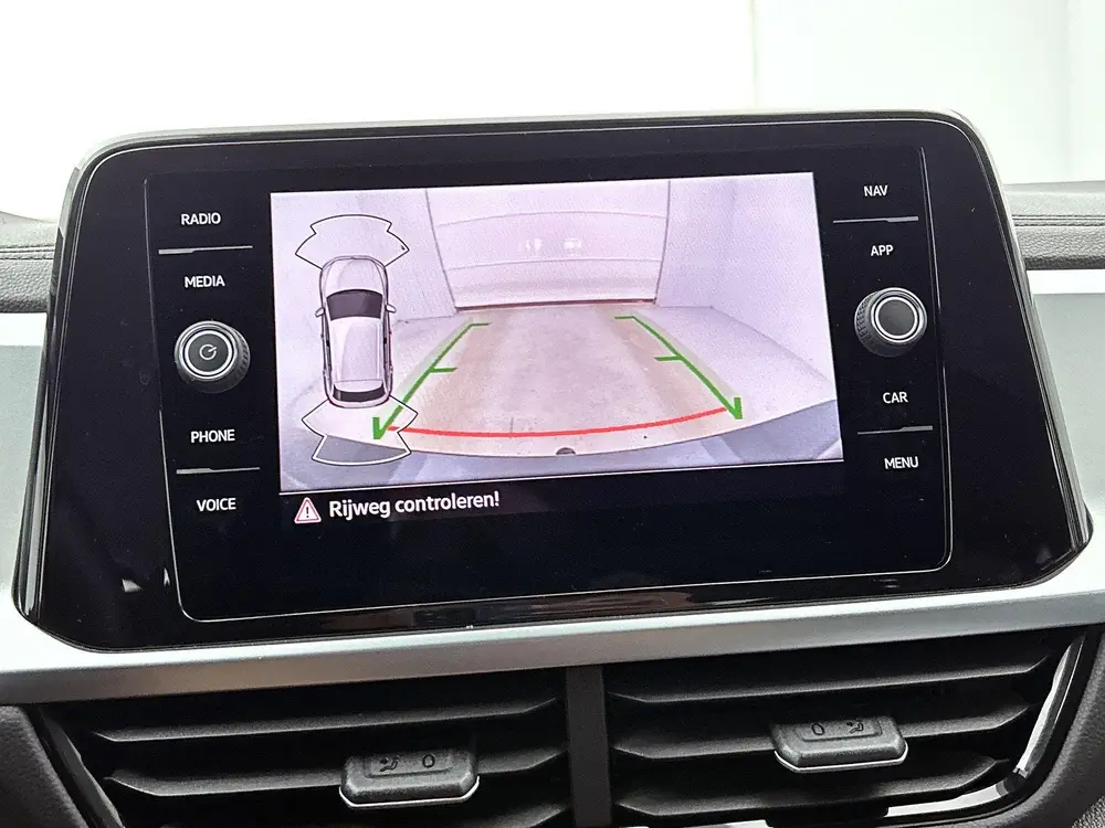 Volkswagen T-Roc 1.5 TSI Life Edition 17 inch velgen | Autom uit 2024, foto 12