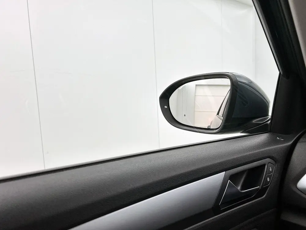 Volkswagen T-Roc 1.5 TSI Life Edition 17 inch velgen | Autom uit 2024, foto 17