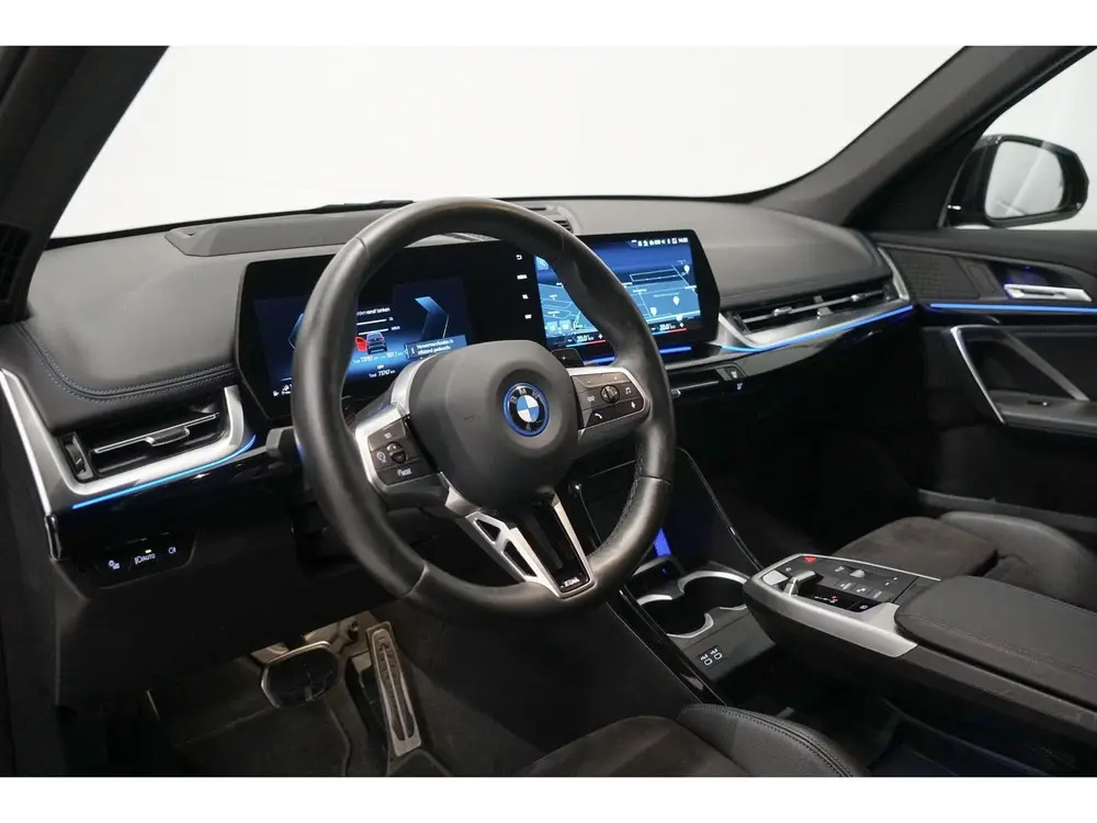 BMW X1 xDrive25e M-Sport uit 2023, foto 2