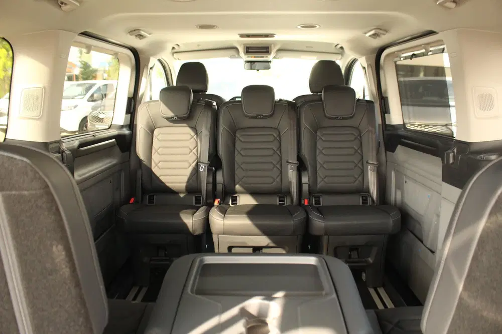 Ford Tourneo Custom 2.5 PHEV 233pk L2H1 Titanium X uit 2026, foto 12
