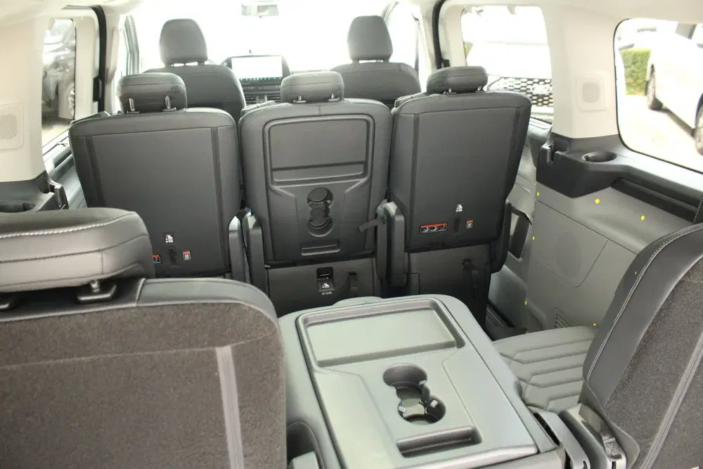 Ford Tourneo Custom 2.5 PHEV 233pk L2H1 Titanium X uit 2026, foto 13