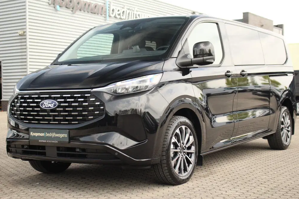 Ford Tourneo Custom 2.5 PHEV 233pk L2H1 Titanium X uit 2026, foto 2