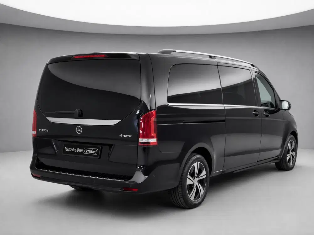 Mercedes-Benz V-Klasse 300d 4-MATIC Extra Lang DC uit 2022, foto 2