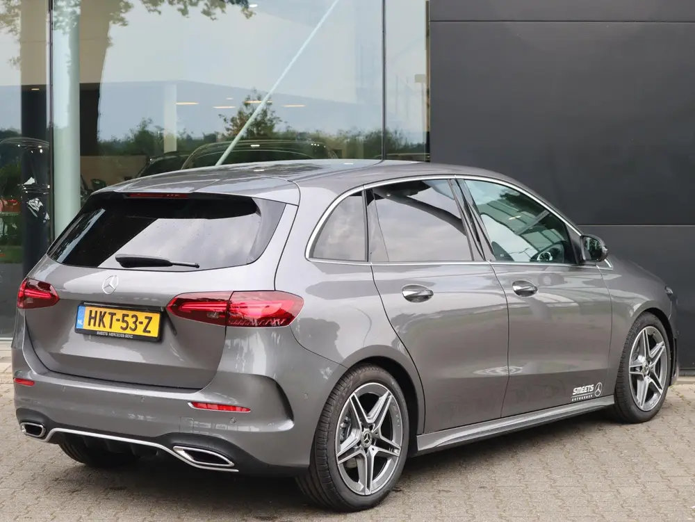 Mercedes-Benz B-Klasse 180 Business Solution AMG l Keyless l uit 2025, foto 2