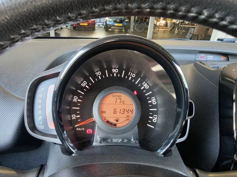 Citroën C1 1.0 VTi Feel uit 2020, foto 11