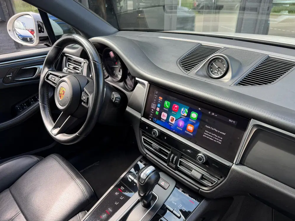Porsche Macan 2.0 Pano uit 2021, foto 17