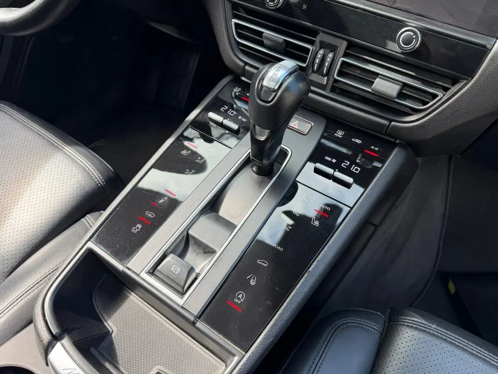 Porsche Macan 2.0 Pano uit 2021, foto 20