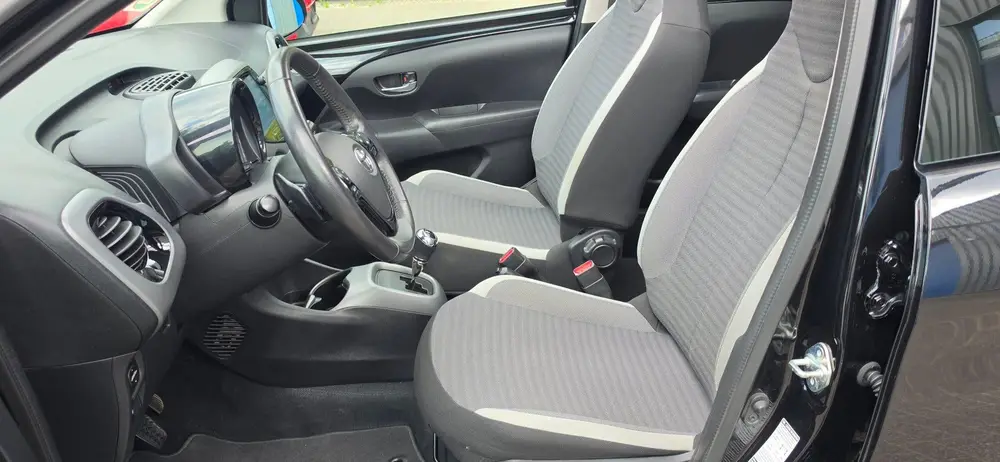 Toyota Aygo 1.0 VVT-i x-play 5Drs AUTOMAAT Cabrio top uit 2019, foto 14