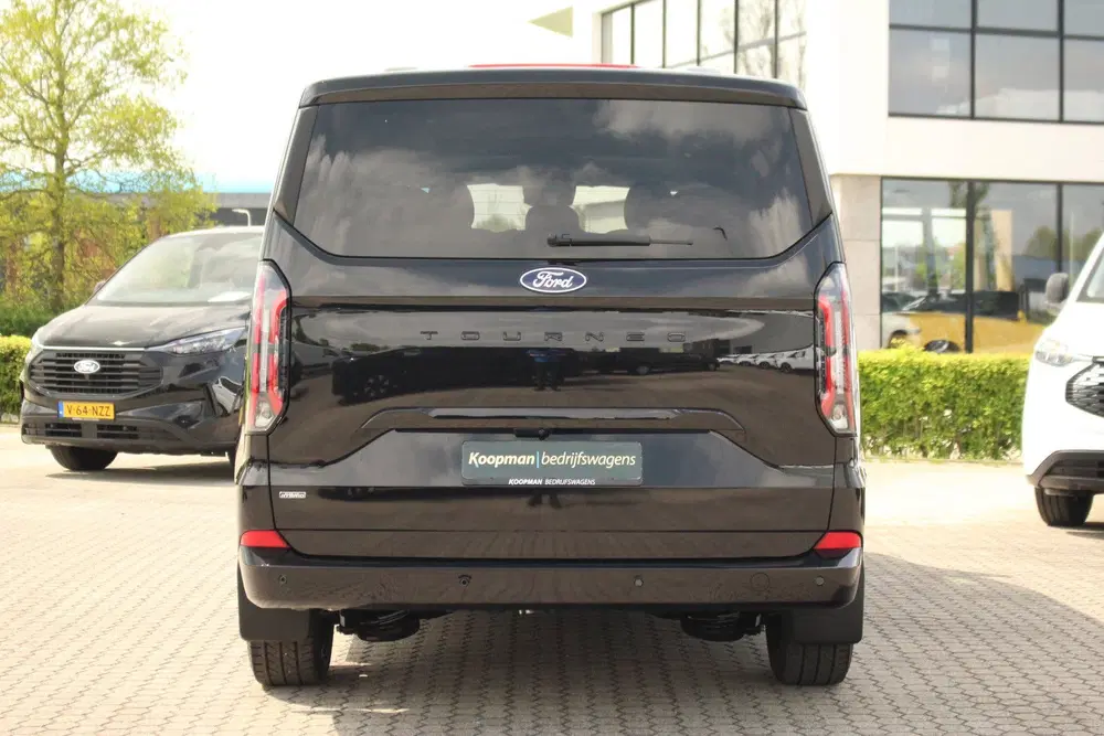 Ford Tourneo Custom 2.5 PHEV 233pk L2H1 Titanium X uit 2026, foto 10