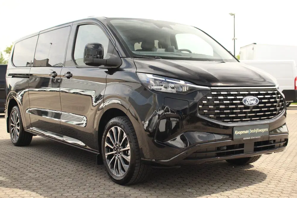 Ford Tourneo Custom 2.5 PHEV 233pk L2H1 Titanium X uit 2026, foto 6