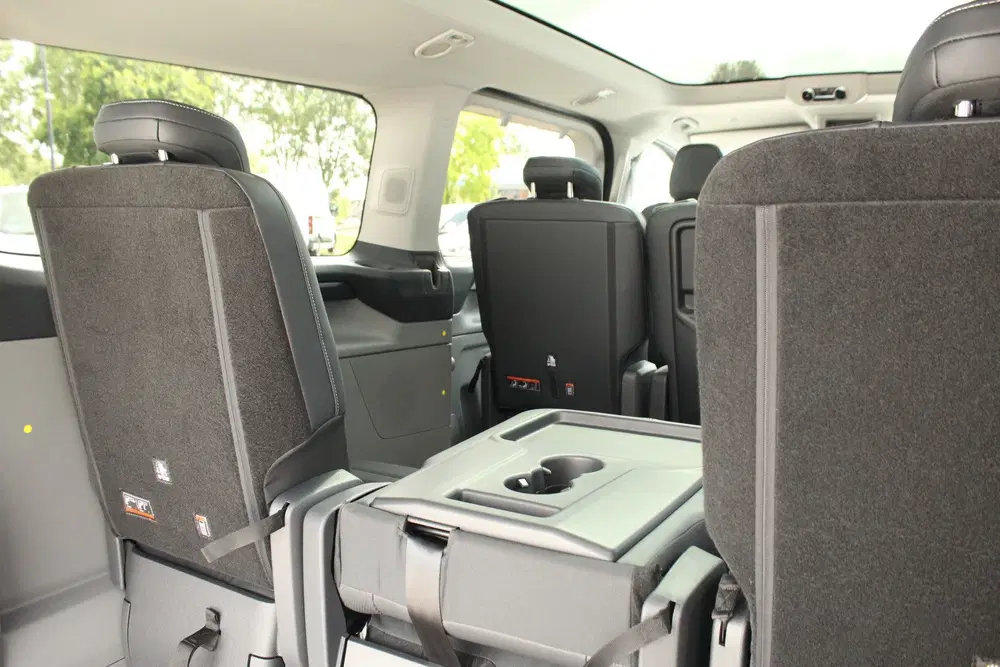 Ford Tourneo Custom 2.5 PHEV 233pk L2H1 Titanium X uit 2026, foto 12